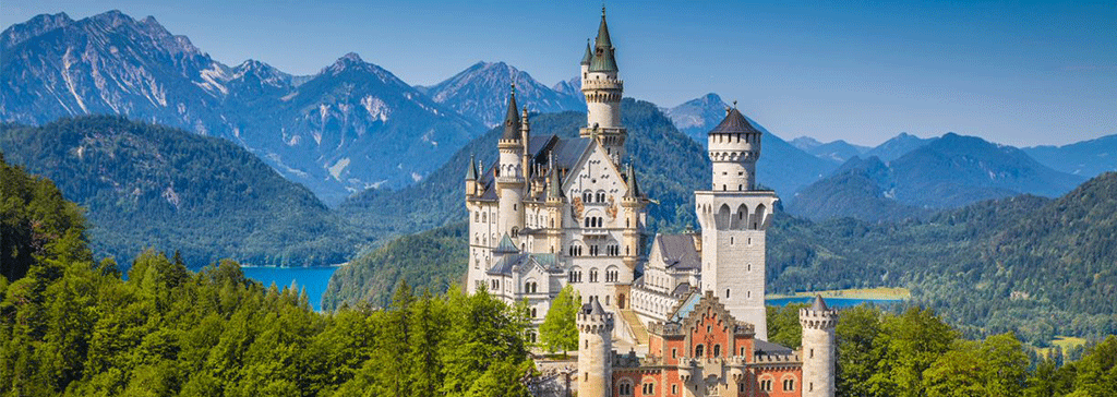 ggermany-neuschwanstein-castle-panoramic-view