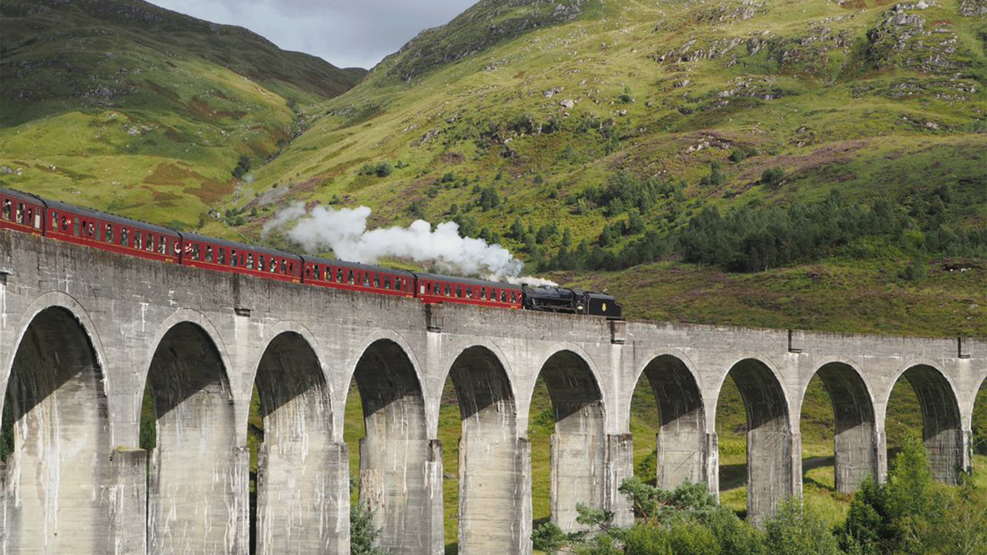 scotland-glenfinnan-viaduct