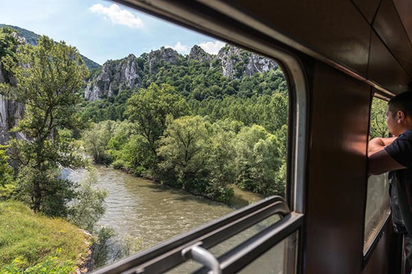 crossing_the_iskar_river_from_sofia_to_mezdra_in_bulgaria