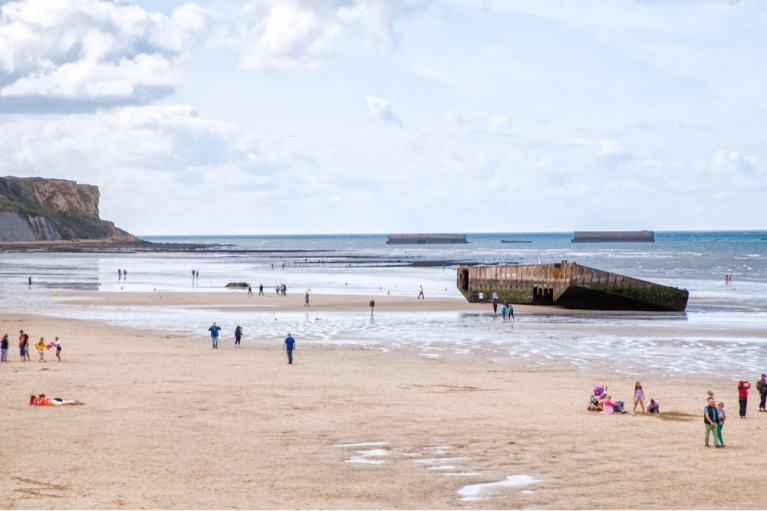 france-normandy-dday-arromanches-les-bains