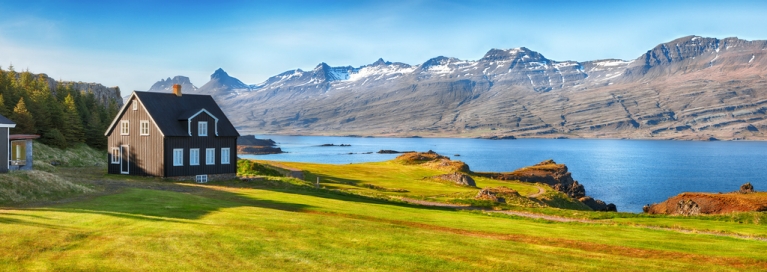 iceland-old-house-landscape-sea-mountains