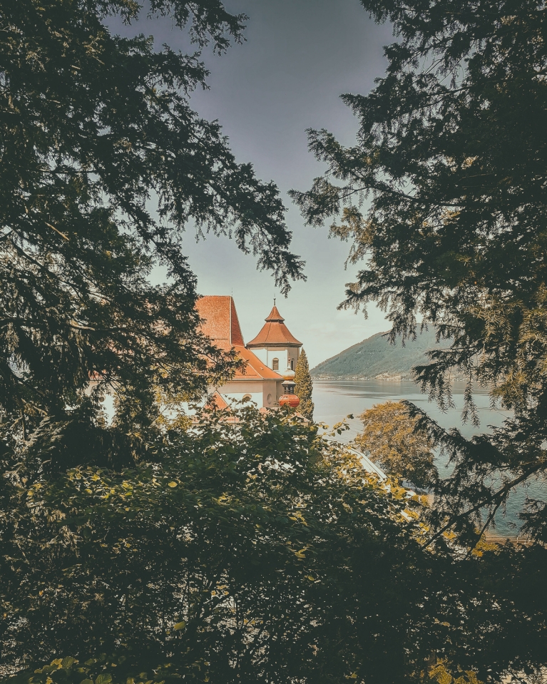 UGC-austria-traukirchin-salzkammergut-lake