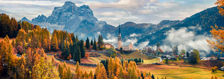 italy-dolomites-in-autumn-panorama