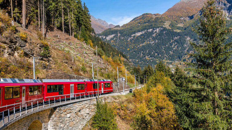 switzerland-glacier-express-to-tirano-autumn-view