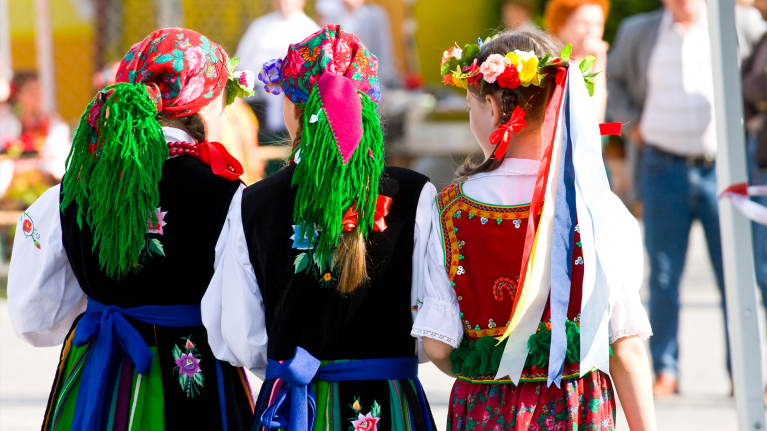 three-local-girls-europe-culture-social-aspect