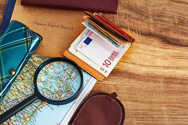 wallet-map-glasses-on-table